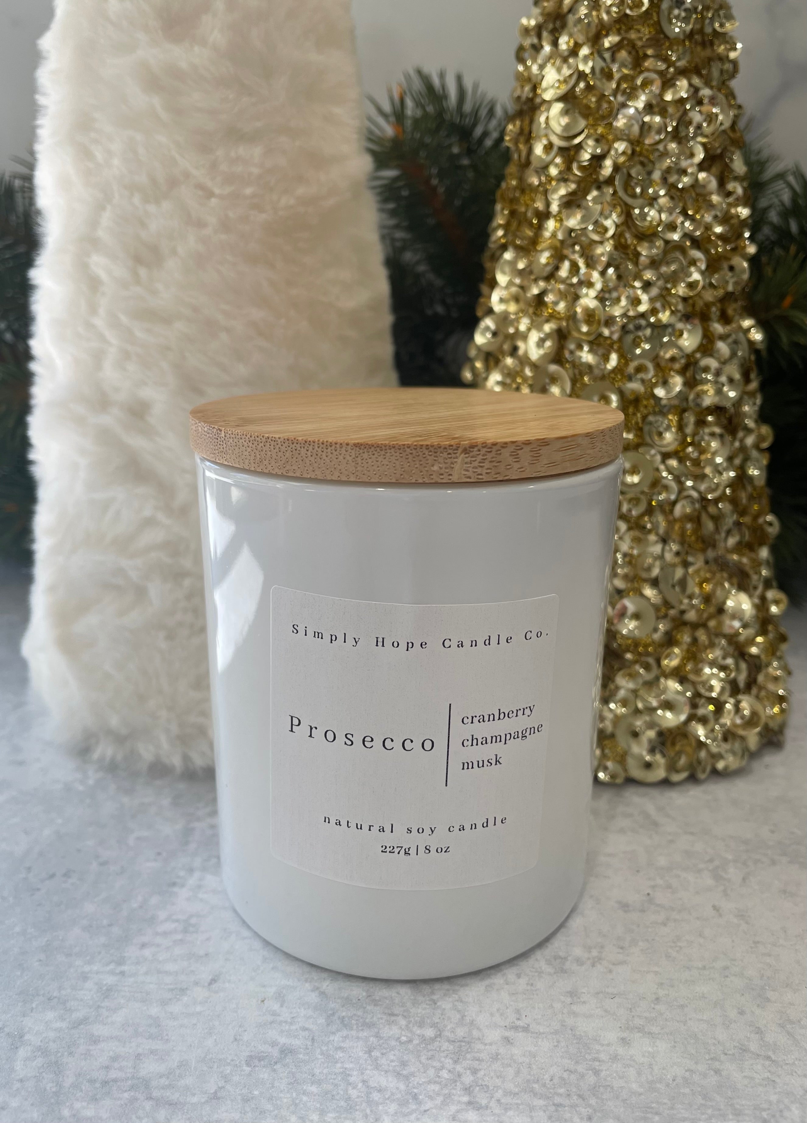 Prosecco (cranberry + champagne + musk)