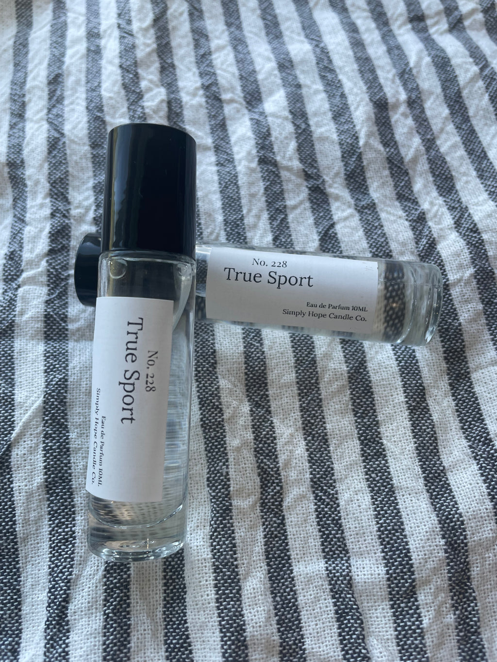 Waterfall No. 527 10ml Rollerball (ozone + sea salt + light musk)