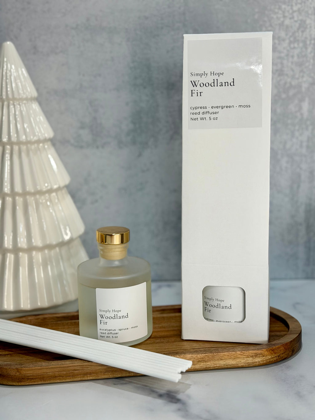 Woodland Fir Reed Diffuser 5 oz (cypress + evergreen + moss)