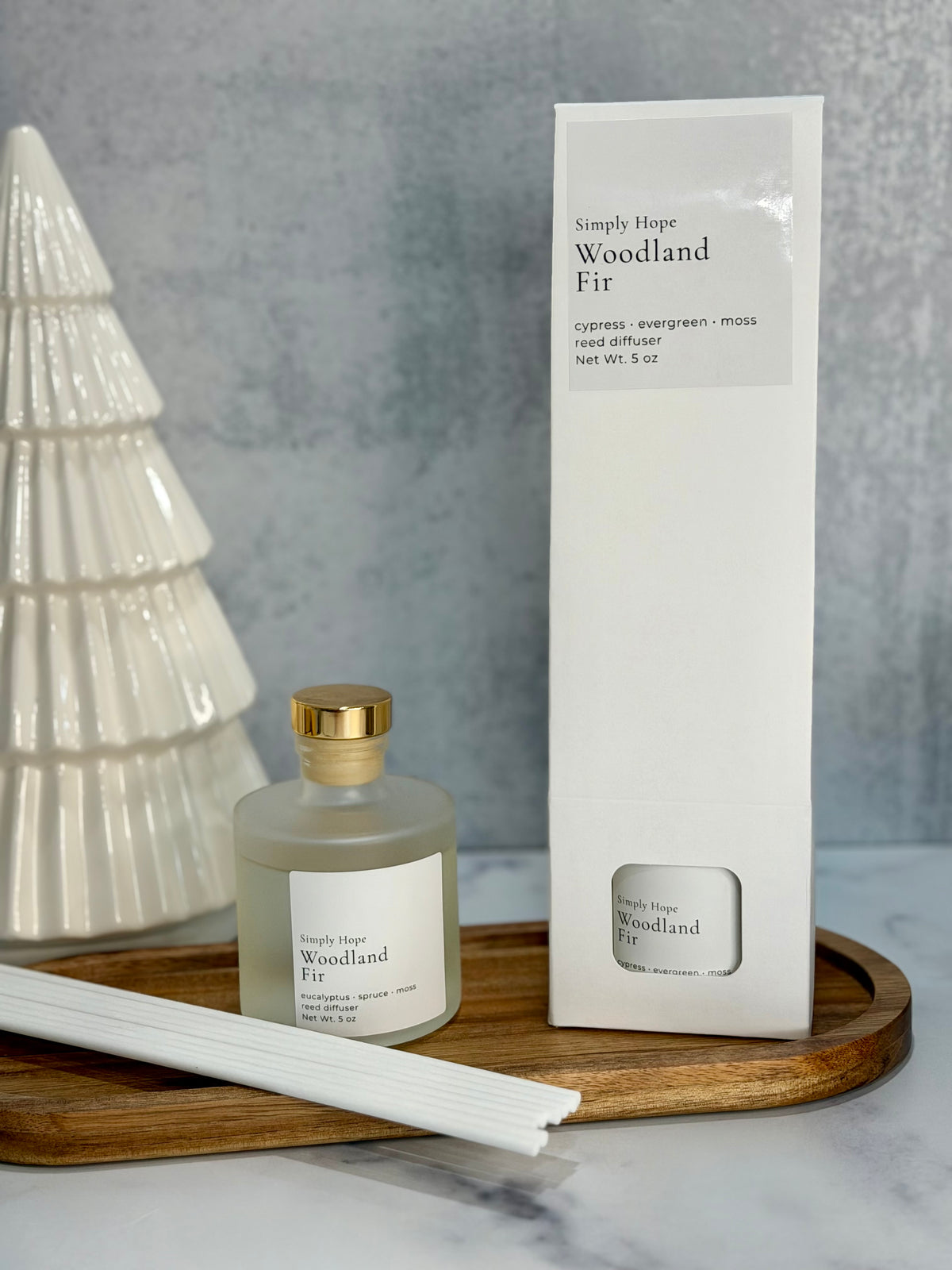Woodland Fir Reed Diffuser 5 oz (cypress + evergreen + moss)