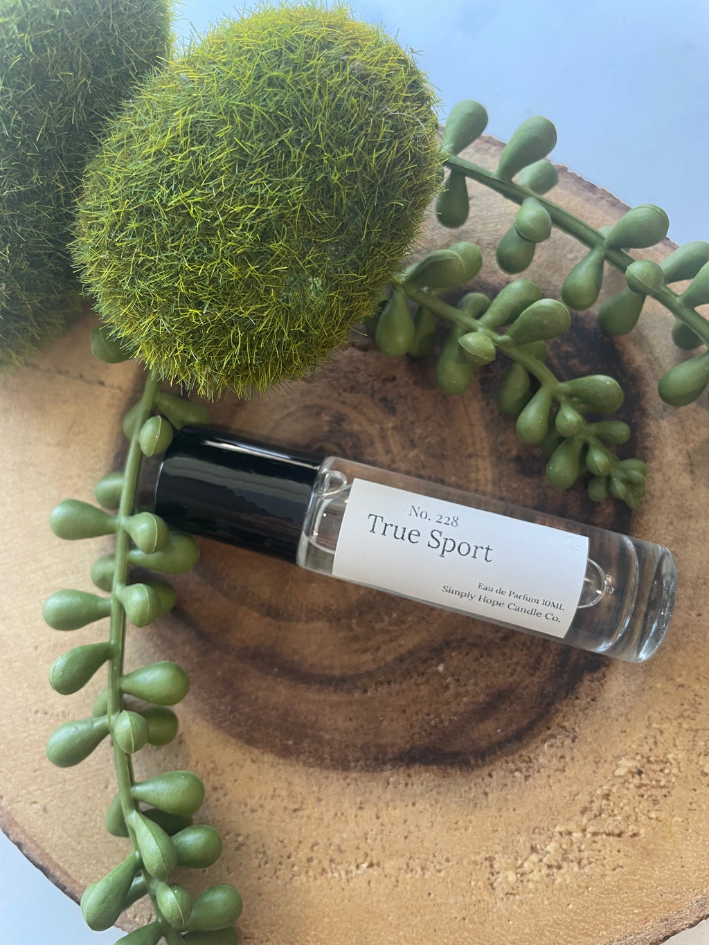 Waterfall No. 527 10ml Rollerball (ozone + sea salt + light musk)