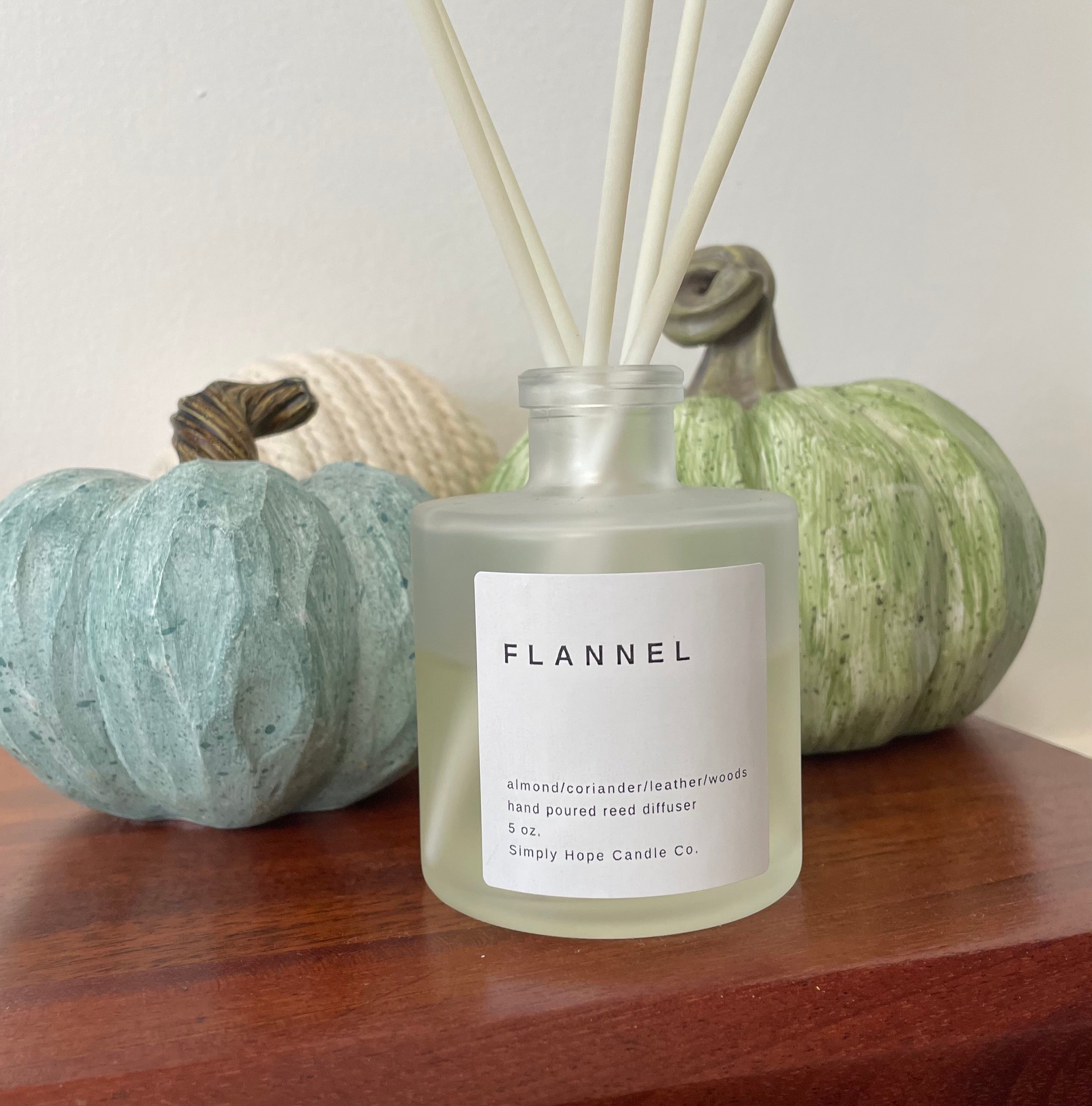 Flannel Reed Diffuser 5 oz (Almond + Coriander + Leather + Woods)