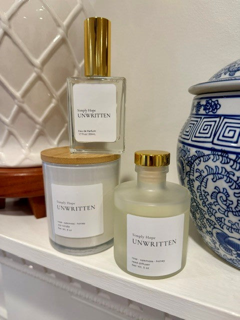 Unwritten Eau de Parfum | Rose, Oakmoss & Honey Perfume | Modern Floral Fragrance | 1.7 oz