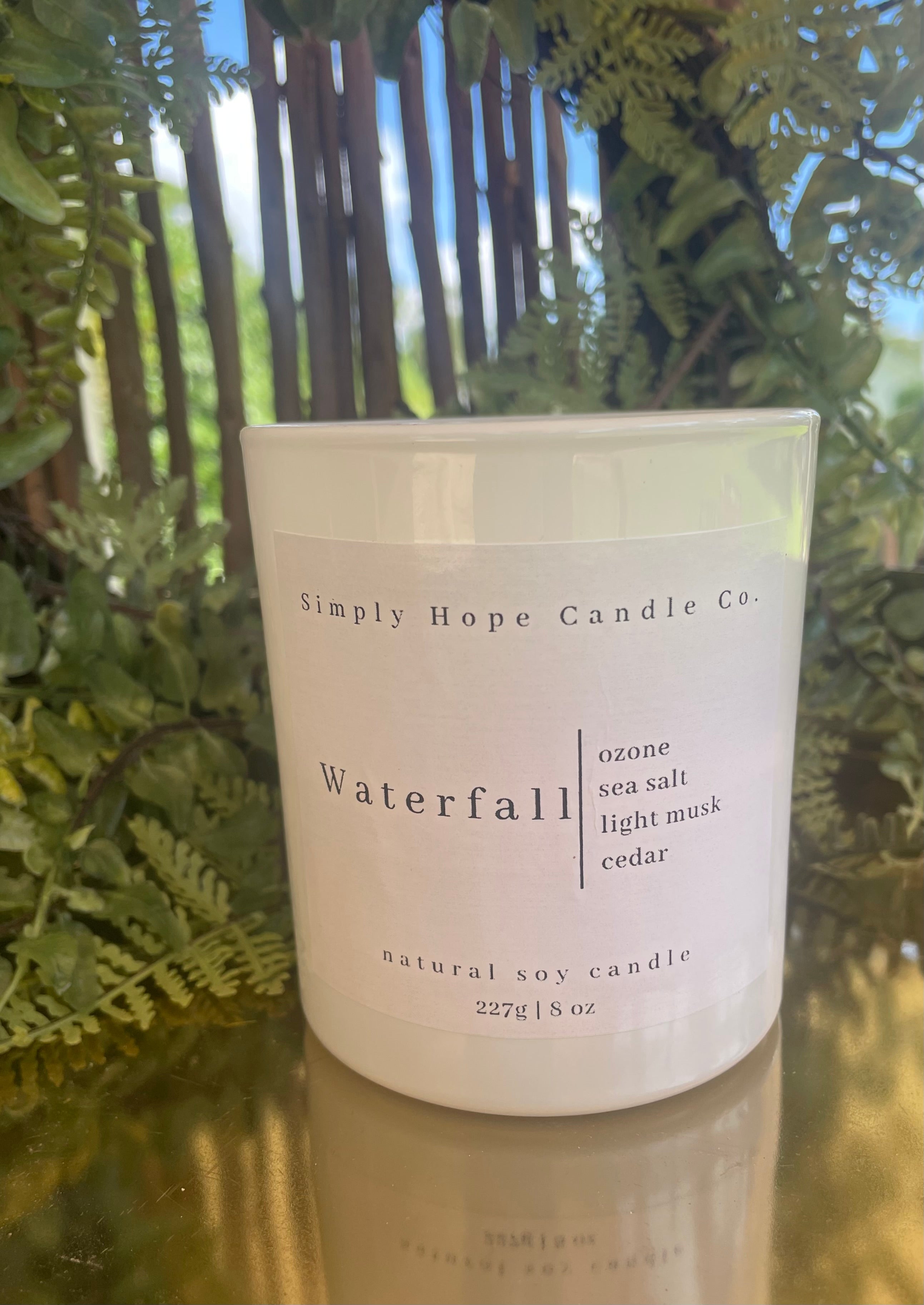 Waterfall (ozone + sea salt + light musk + cedar)